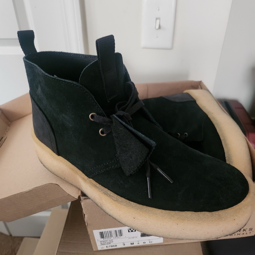 Men's Black Suede High-Top Wallabees